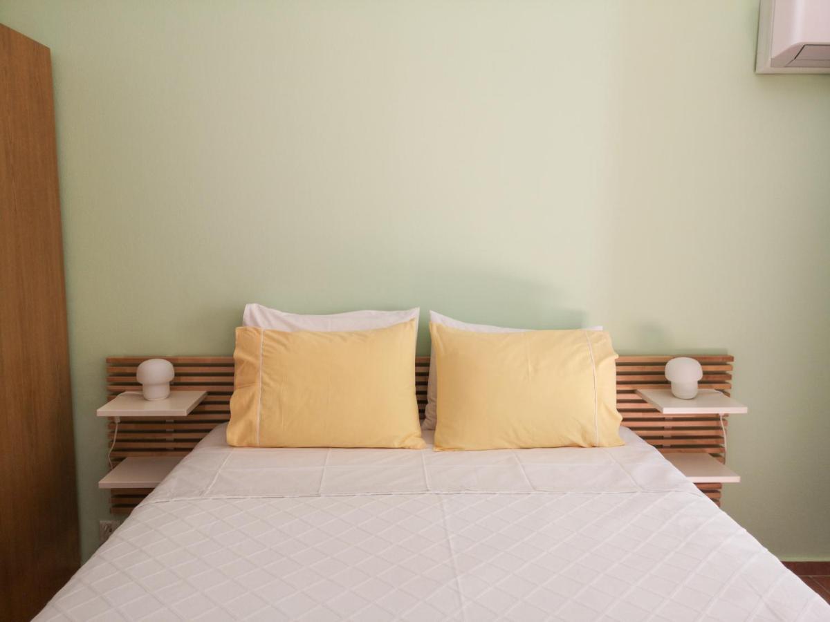 Twin House Spetses Hotel Buitenkant foto