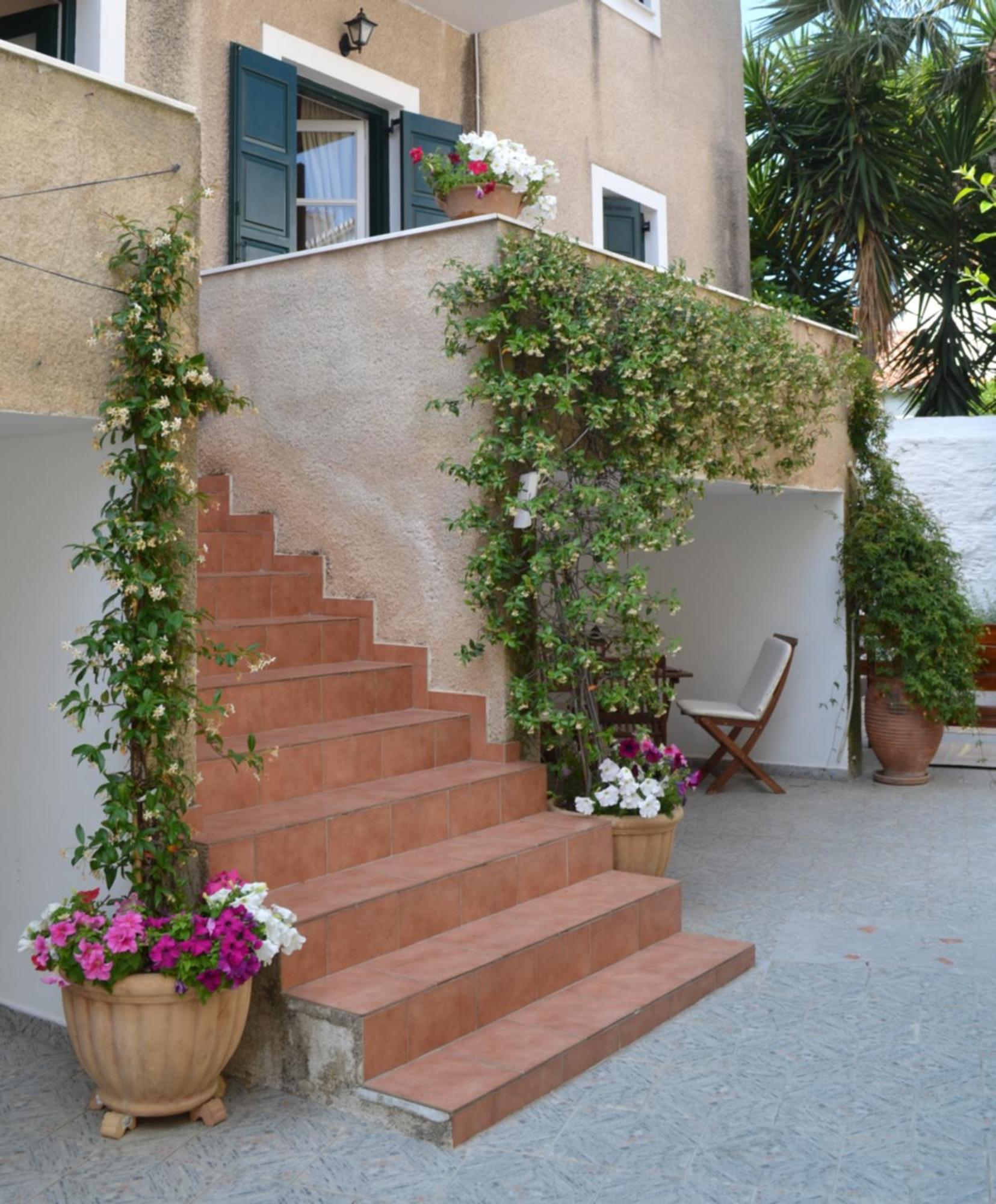 Twin House Spetses Hotel Buitenkant foto